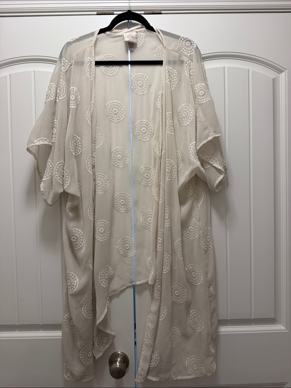 Knox Rose Cream Embroidered Sheer Kimono